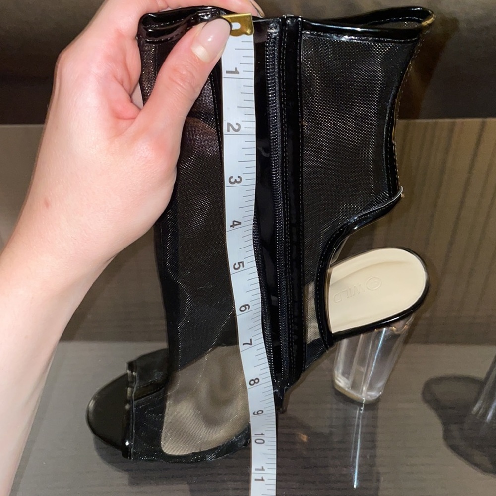 Heels - Picture 11 of 11